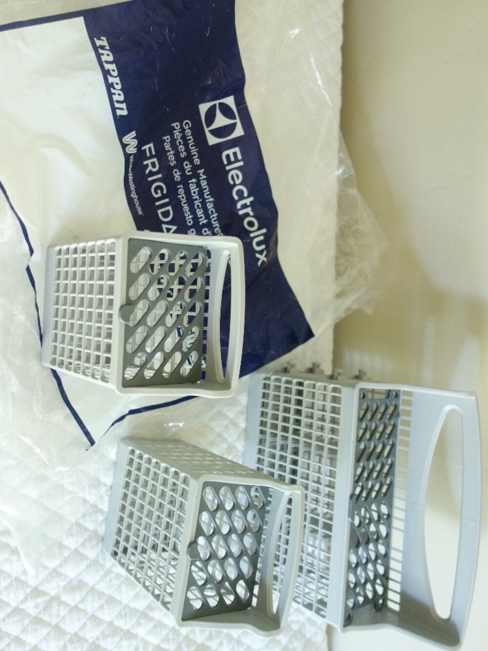 Genuine Lot of 3 NIOP ELECTROLUX Dishwasher Silverware Utensil Baskets